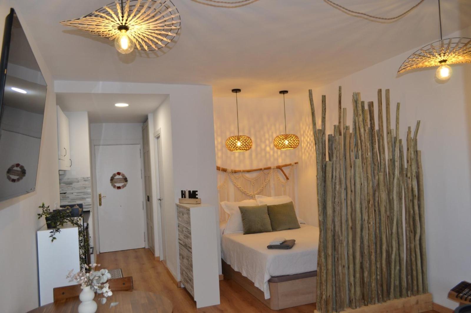 Apartament Boho ตอร์เรโมลิโนส ภายนอก รูปภาพ