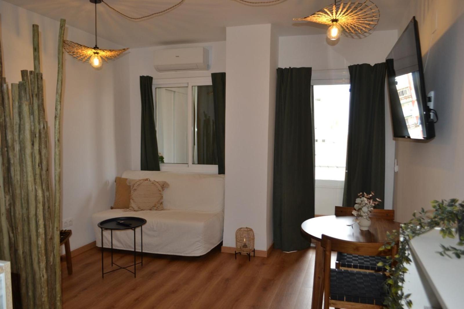 Apartament Boho ตอร์เรโมลิโนส ภายนอก รูปภาพ