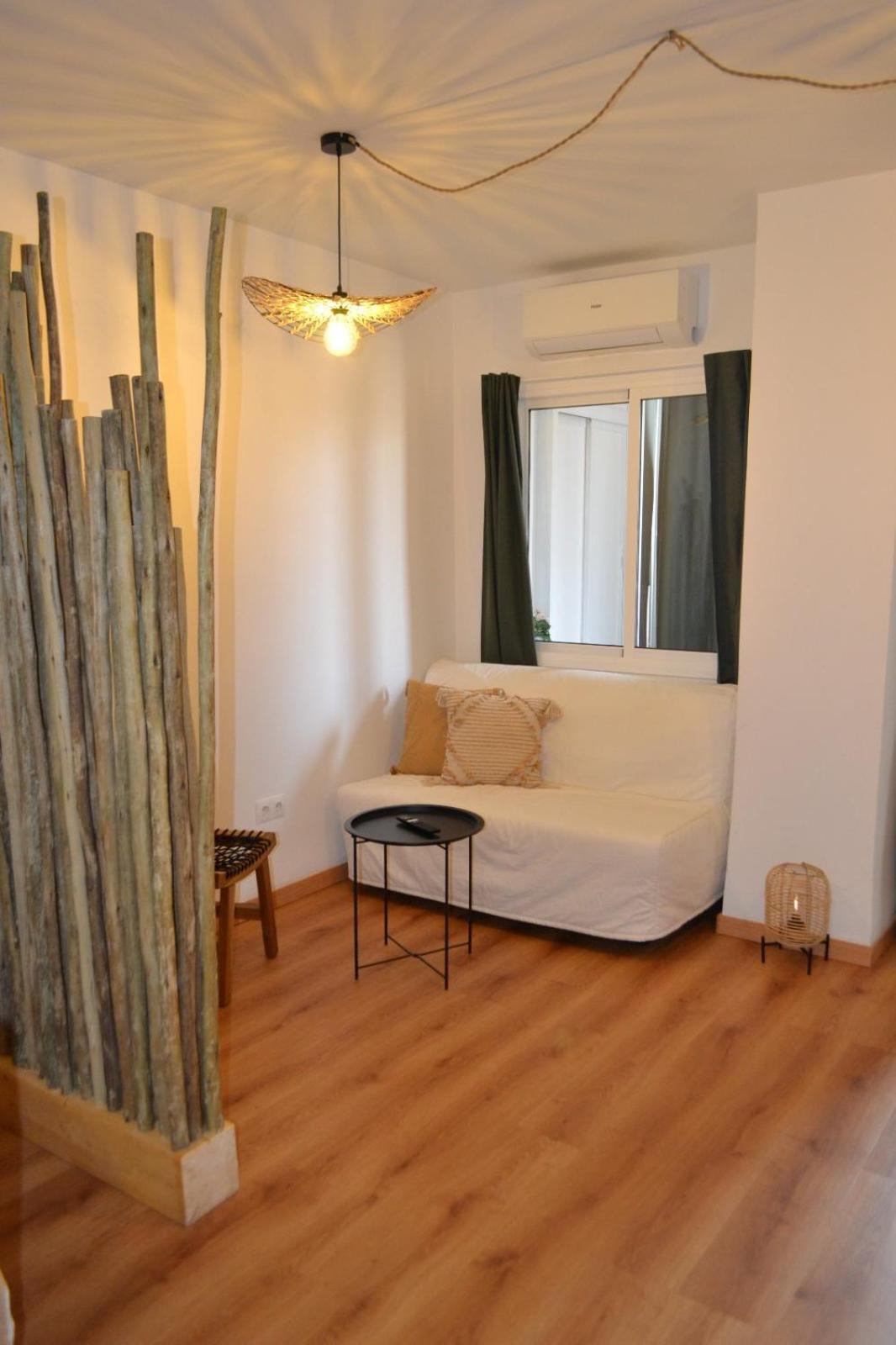Apartament Boho ตอร์เรโมลิโนส ภายนอก รูปภาพ